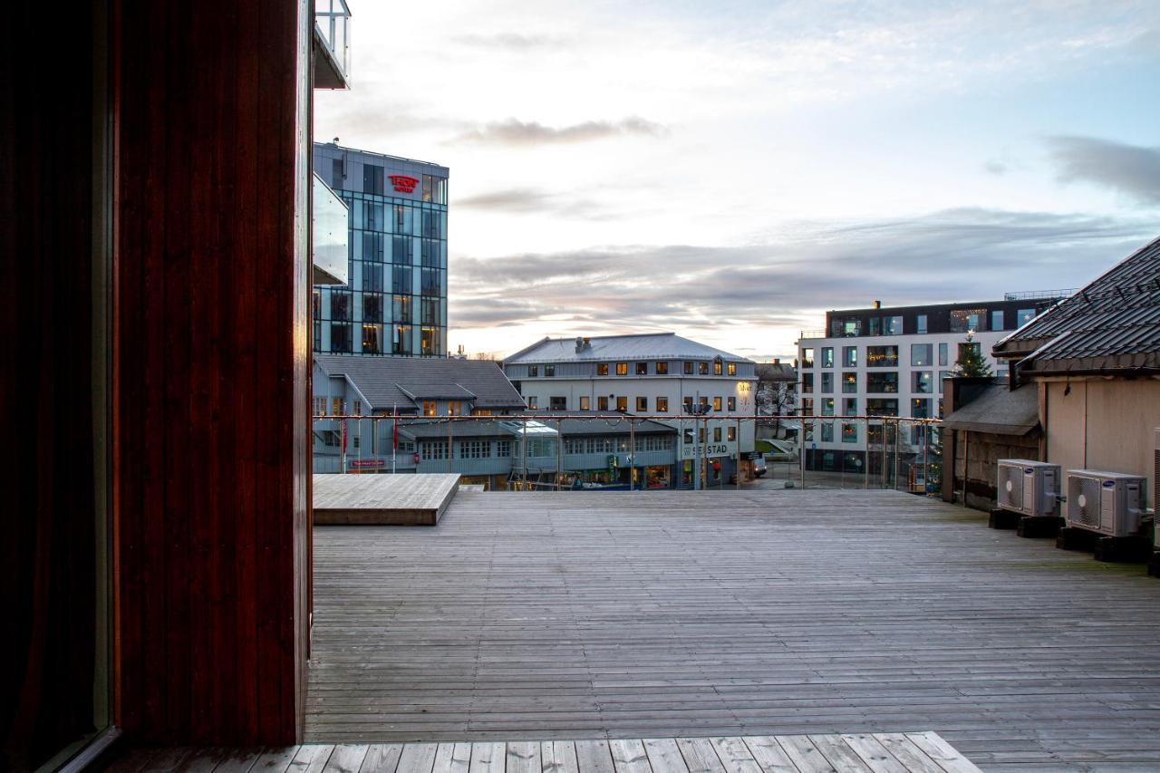 Nordis Apartments - Torget 21 Svolvær Extérieur photo